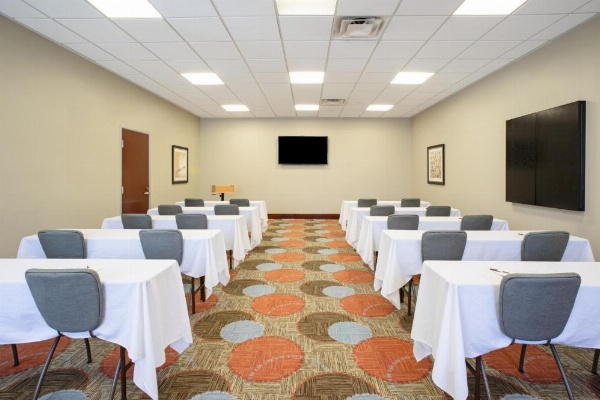 Staybridge Suites-Las Vegas image 23